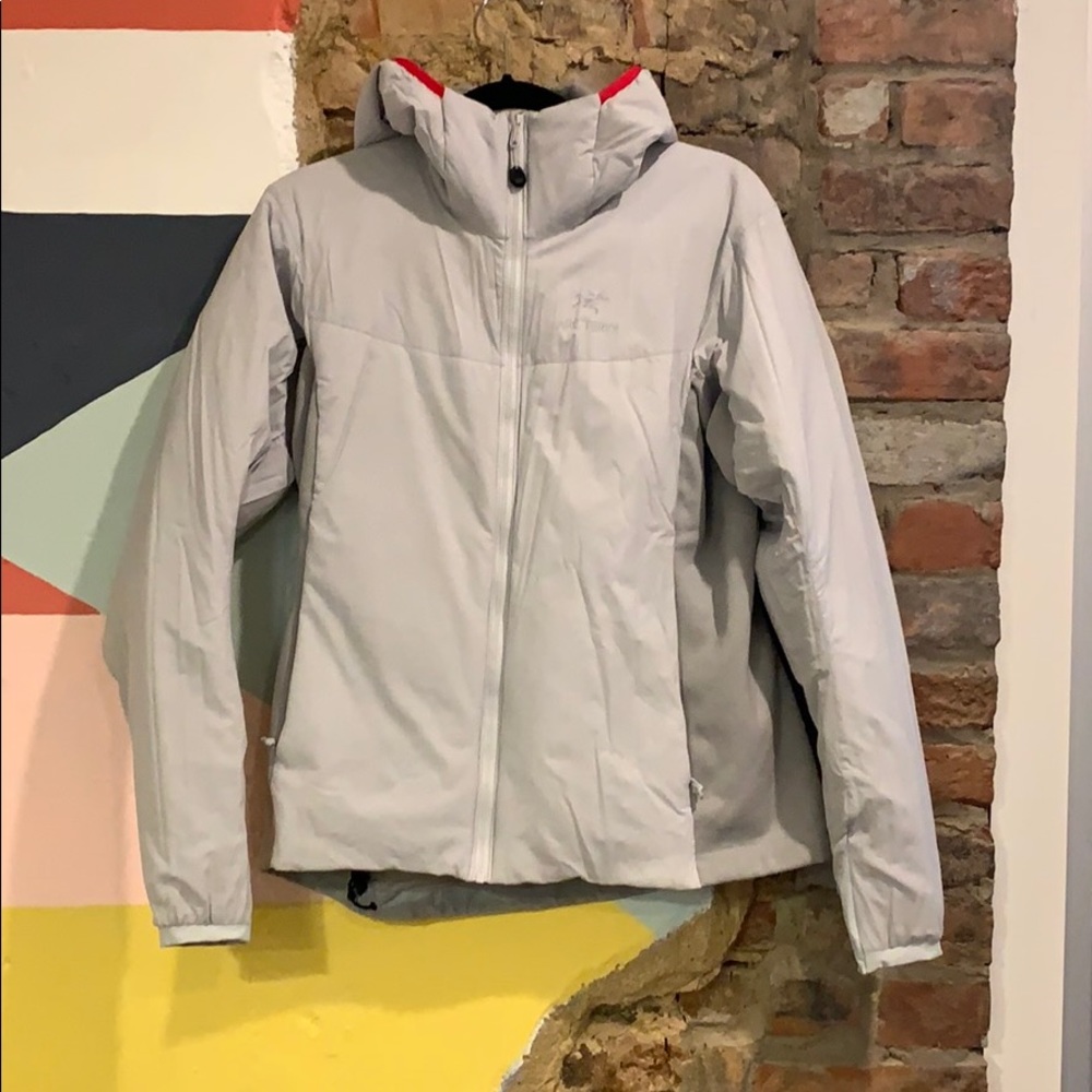 Arc’teryx Atom light women’s jacket - large
